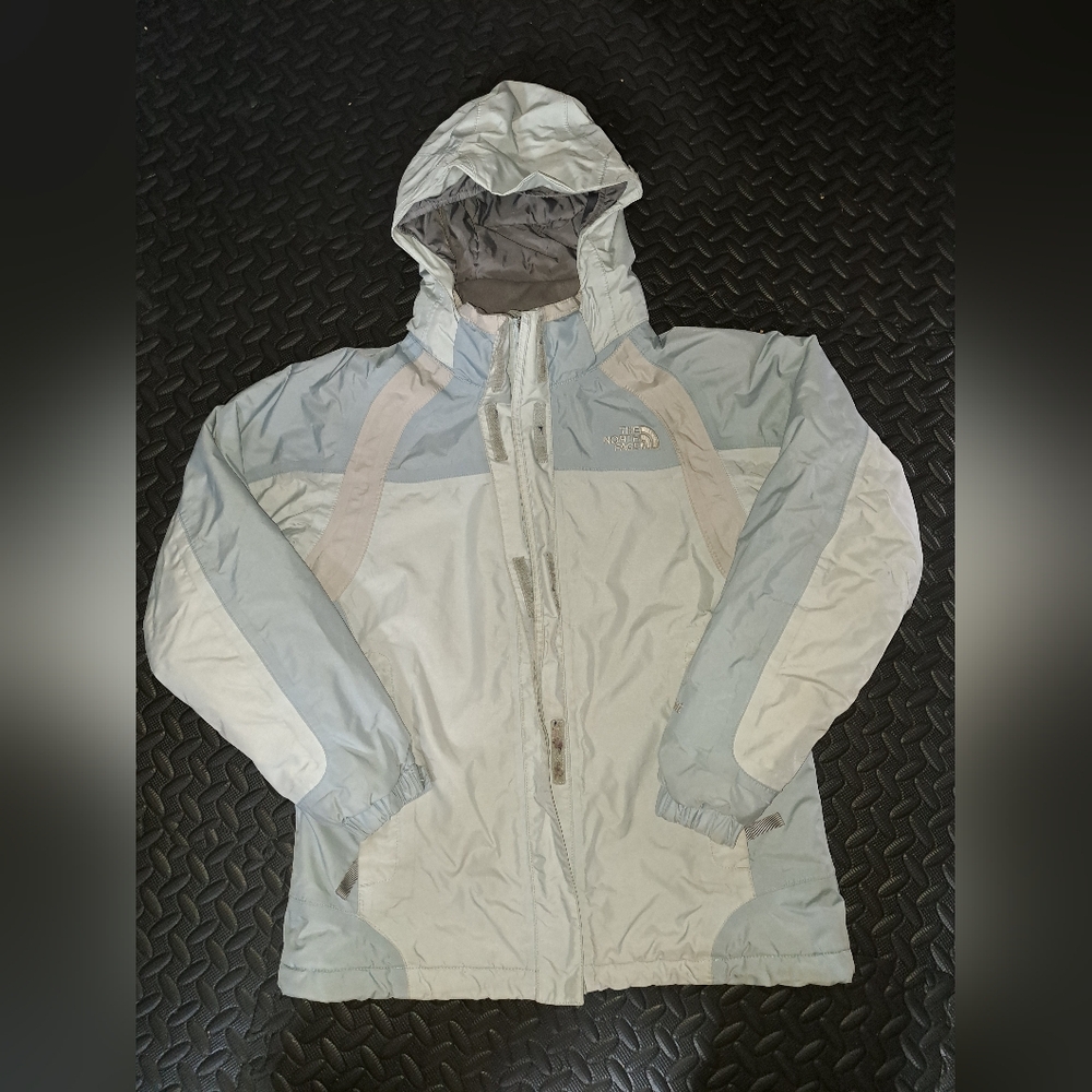 The north face hyvent girls jacket